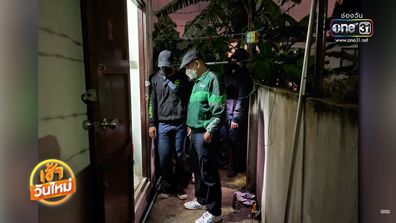 ตำรวจปลอมตัวเป็นไรเดอร์จับคนร้าย พีคมาก ! ถอดหน้าออกมา เป็นหวานใจดาราคนนี้ ตำรวจปลอมตัวเป็นไรเดอร์จับคนร้าย พีคมาก ! ถอดหน้าออกมา เป็นหวานใจดาราคนนี้