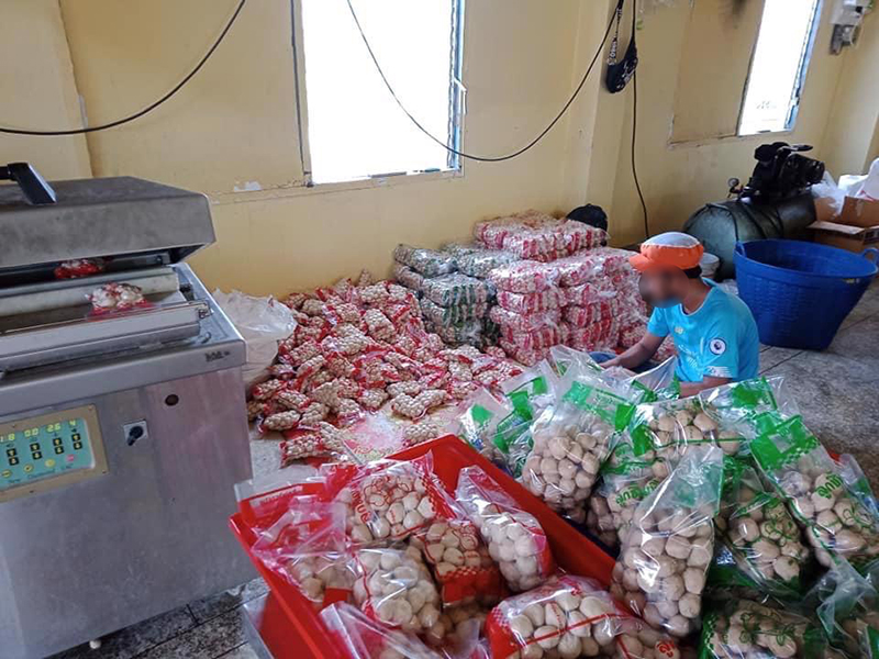 แฉโรงงานไส้กรอกมรณะ แฉโรงงานไส้กรอกมรณะ