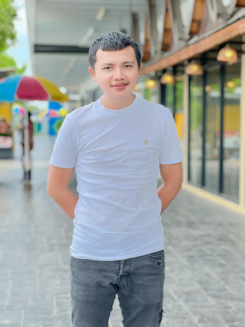 ครูไพบูลย์ เคลื่อนไหวแล้ว ! แท็กถึง กระต่าย หลังถูกฟ้องคดีพรากผู้เยาว์ ครูไพบูลย์ เคลื่อนไหวแล้ว ! แท็กถึง กระต่าย หลังถูกฟ้องคดีพรากผู้เยาว์