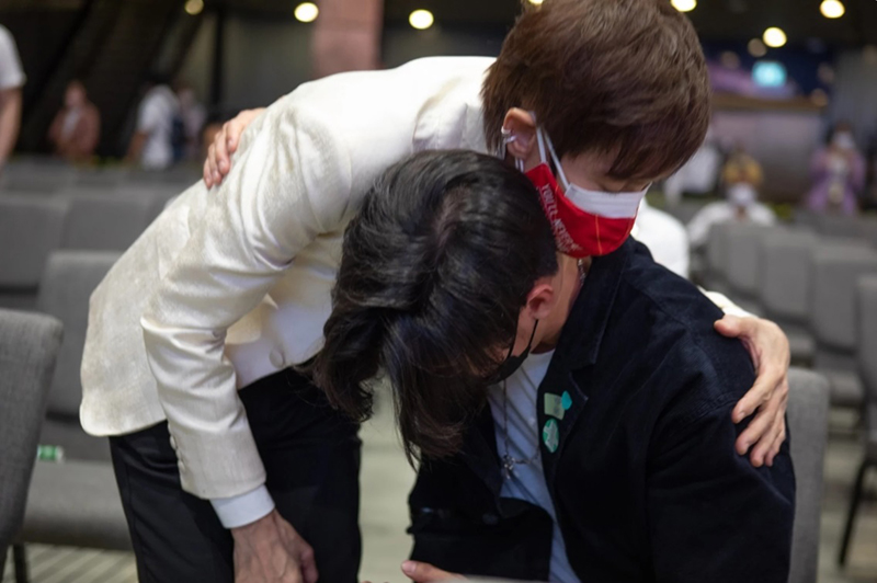 เปิดคลิปแตงโม นิดา ที่มาทำ โตโน่ ปล่อยโฮครั้งใหญ่ - กรรชัย เผยนาทีโตโน่นั่งเศร้าจ้องรูปถ่าย เปิดคลิปแตงโม นิดา ที่มาทำ โตโน่ ปล่อยโฮครั้งใหญ่ - กรรชัย เผยนาทีโตโน่นั่งเศร้าจ้องรูปถ่าย