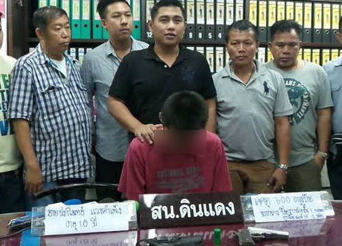 นักเรียนยิง-แทงกันตาย นักเรียนยิง-แทงกันตาย