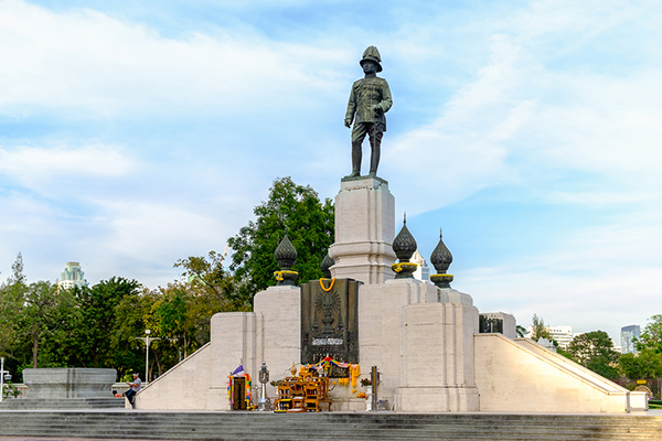 พระบาทสมเด็จพระจุลจอมเกล้าเจ้าอยู่หัว พระบาทสมเด็จพระจุลจอมเกล้าเจ้าอยู่หัว