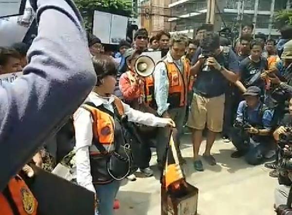 วินมอเตอร์ไซค์ประท้วง