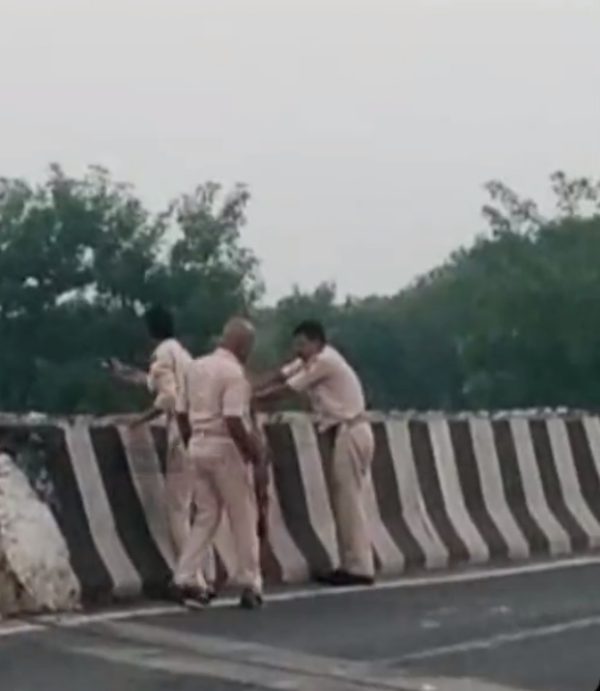 คนถูกรถชน คนถูกรถชน