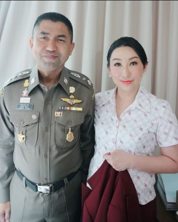 มาดามกุ๊บกิ๊บ มาดามกุ๊บกิ๊บ