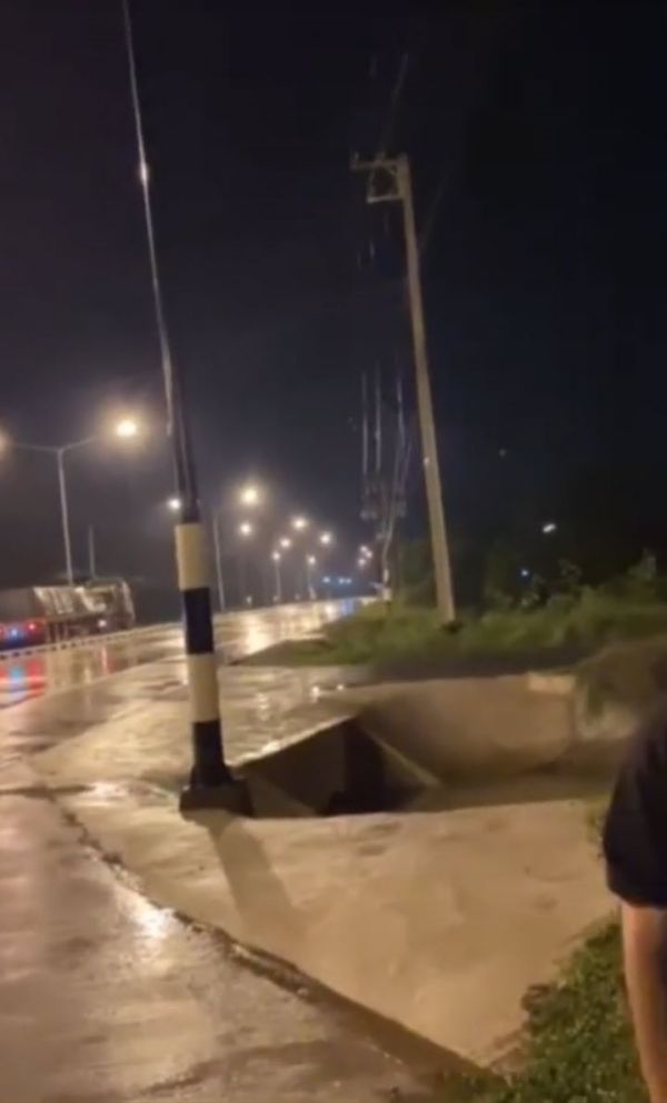 เดินกลับบ้าน 30 กิโล เดินกลับบ้าน 30 กิโล