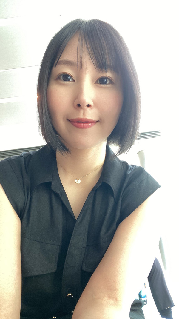 คาวานะ โมโมกะ คาวานะ โมโมกะ