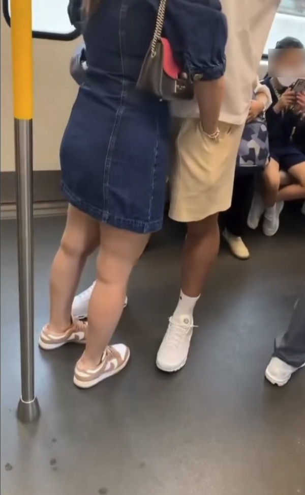 คนล้วงกระเป๋า คนล้วงกระเป๋า