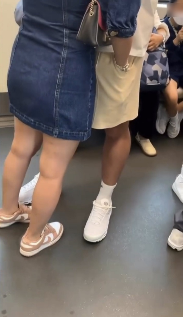 คนล้วงกระเป๋า คนล้วงกระเป๋า