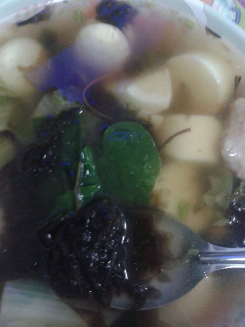 สาหร่ายปลอมระบาดหนัก ล่าสุดพบอีกที่ตลาดนัด มธ.รังสิต สาหร่ายปลอมระบาดหนัก ล่าสุดพบอีกที่ตลาดนัด มธ.รังสิต