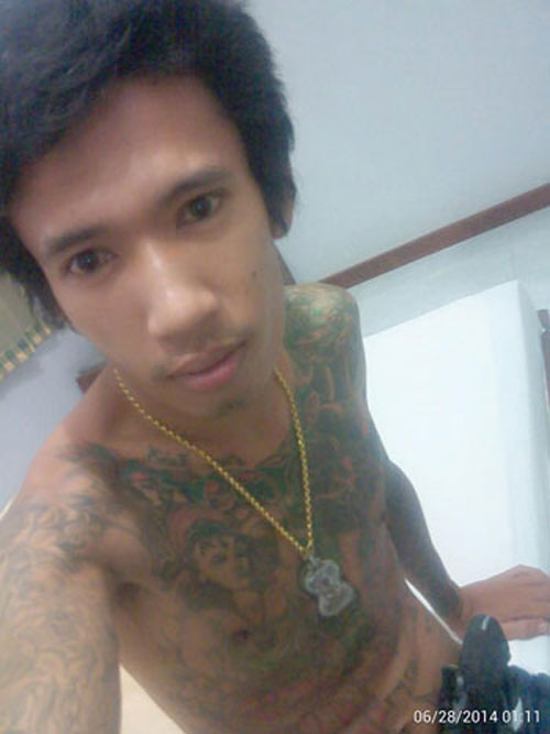 ผบช.ปส. เย้ย เบนซ์ ท่าทราย แค่เด็กเกรียนเล่นเฟซบุ๊ก ลั่นจับได้แน่ ผบช.ปส. เย้ย เบนซ์ ท่าทราย แค่เด็กเกรียนเล่นเฟซบุ๊ก ลั่นจับได้แน่