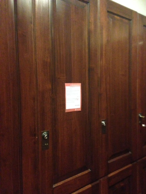 เตือนภัย โจรงัดล็อกเกอร์ฟิตเนสดัง ขโมยของลูกค้า เตือนภัย โจรงัดล็อกเกอร์ฟิตเนสดัง ขโมยของลูกค้า