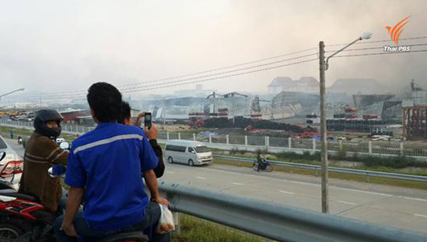 ภาพล่าสุด ไฟไหม้โรงงานยาง นิคมเหมราช บริษัทหลิงหลง ระยอง ภาพล่าสุด ไฟไหม้โรงงานยาง นิคมเหมราช บริษัทหลิงหลง ระยอง