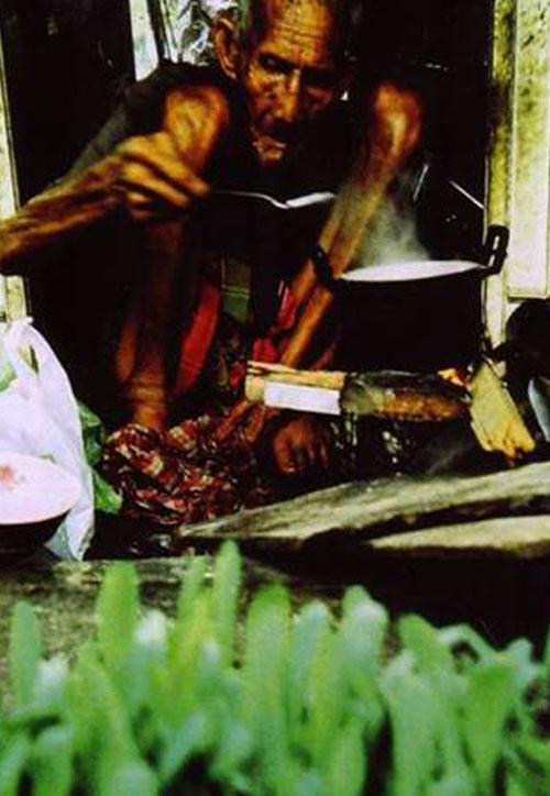 ปู่เย็น เฒ่าทรนงแห่งลุ่มน้ำเพชรบุรี รำลึก 6 ปีที่จากไป ปู่เย็น เฒ่าทรนงแห่งลุ่มน้ำเพชรบุรี รำลึก 6 ปีที่จากไป