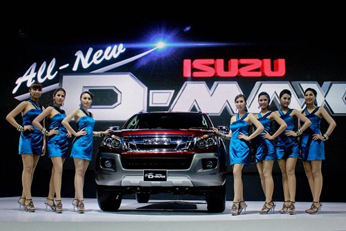 งานเปิดตัว isuzu 2012