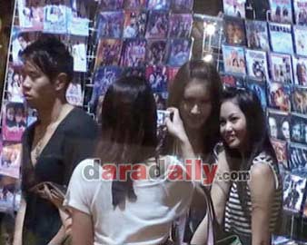 น้องปอย ตรีชฎา