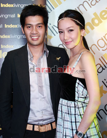 นุ่น - ต๊อด