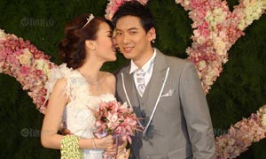 หลุยส์ อัมรินทร์ - จอยซ์ สกุลรัตน์