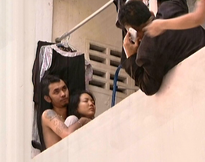 บุกชาร์จดีเจหนุ่มคลั่งจี้คอสาวแล้ว