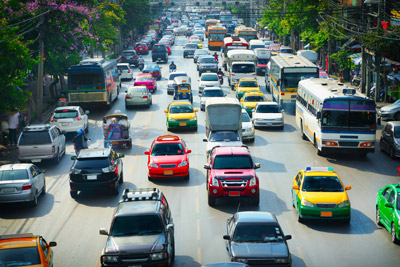 ตำรวจแนะเลี่ยง 3 เส้นทาง คาดรถติดรับวันเปิดเทอม
