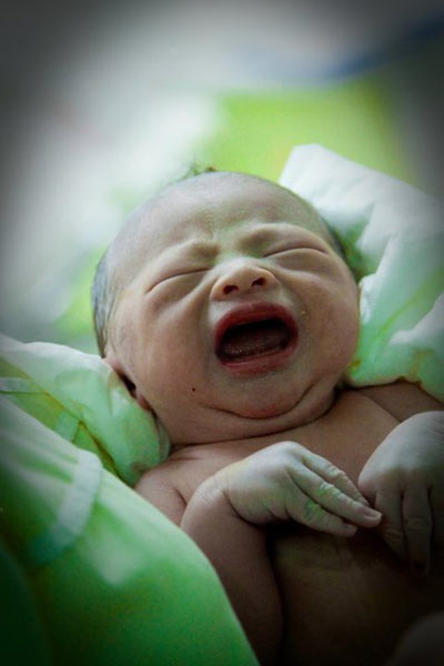  น้องฟ้า ลูกสาวองอาจ คล้ามไพบูลย์