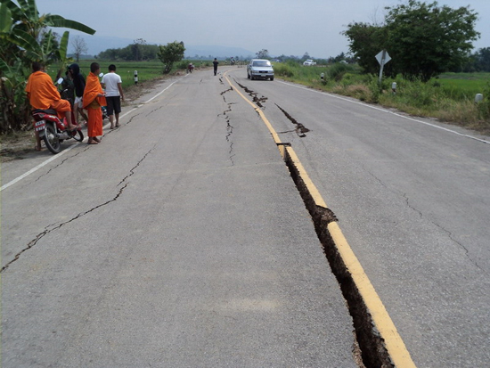 แผ่นดินไหว แม่สาย