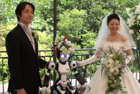 หุ่นยนต์บาทหลวง 