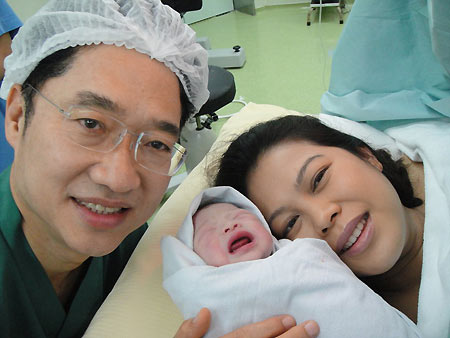  น้องฟ้า - องอาจ คล้ามไพบูลย์ - ดร.อโณทัย คล้ามไพบูลย์