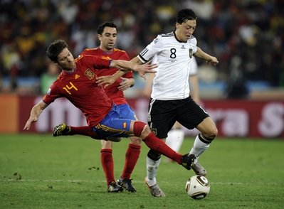 บอลโลก 2010 สเปนชนะเยอรมัน1-0 เข้าชิง ฟุตบอลโลก2010 