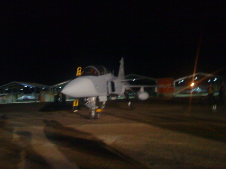 เครื่องบินกริพเพน