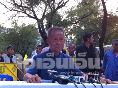 พล.ต.จำลอง ศรีเมือง