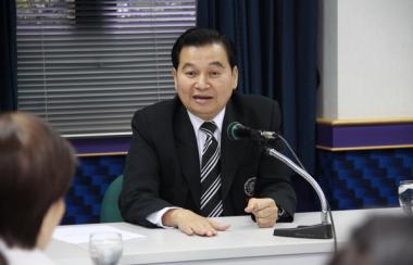 รศ.ดร.สุขุม เฉลยทรัพย์