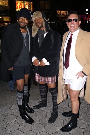 กิจกรรมถอดกางเกงขึ้นรถไฟ