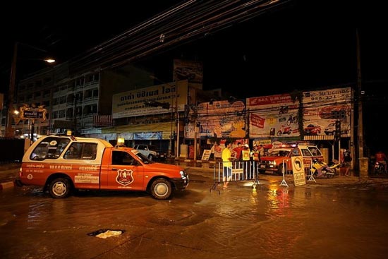 รวมภาพในวันน้ำหลาก เมืองปากน้ำโพ นครสวรรค์