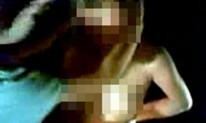 สุดเสื่อม! แก๊งโจ๋บังคับอริแก้ผ้า-รุมทำร้าย ถ่ายคลิปประจาน