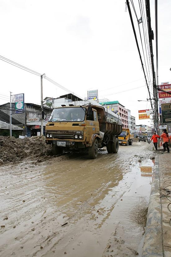 รวมภาพในวันน้ำหลาก เมืองปากน้ำโพ นครสวรรค์
