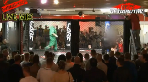 จวกเละ! อังกฤษจับเด็กต่อสู้กันในกรง