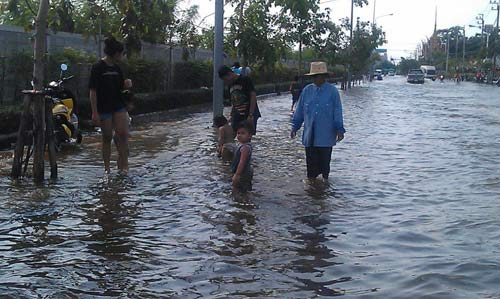 น้ำท่วมดอนเมือง 2554