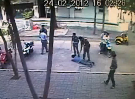 คลิป สห ทำร้ายนักเรียน