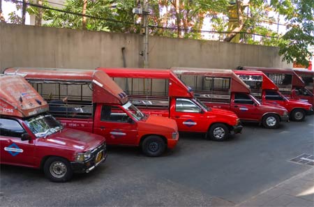 รถสองแถว