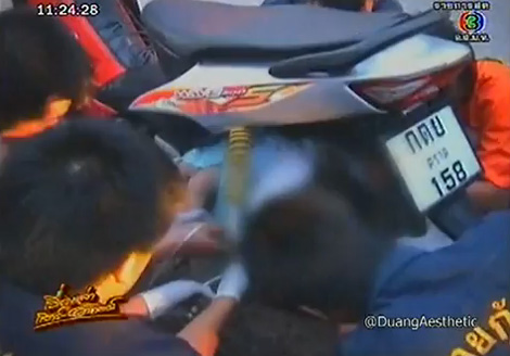 เด็กติดล้อ