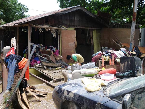 พายุโซนร้อนวาชิถล่มภาคใต้ฟิลิปปินส์ 