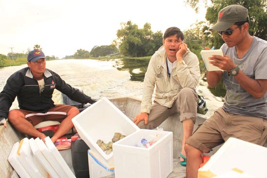 ทีวีบูรพา สื่อสร้างสรรค์สังคม ช่วยเหลือน้ำท่วม 