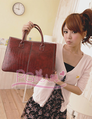 กระเป๋าหนัง