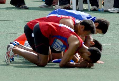 นักวิ่ง 4 คูณ 100 ขอบคุณที่ได้เหรียญทอง ซีเกมส์ครั้งที่ 25