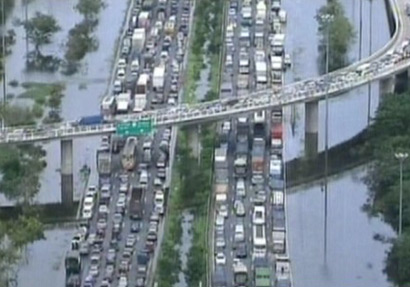 ถนนสายเอเชีย-บางปะหัน รถติดยาว 10 กม.