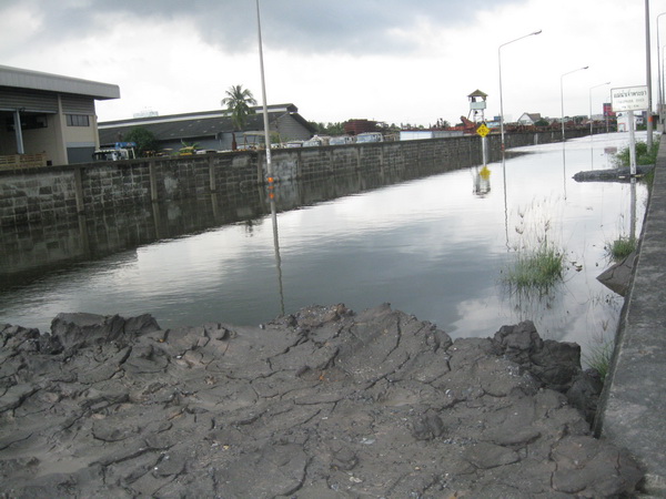 น้ำท่วมปทุมธานี