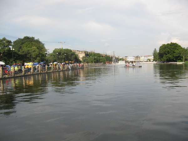 น้ำท่วมปทุมธานี