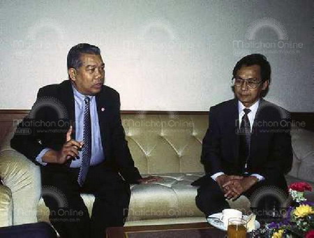 สมัคร สุนทรเวช