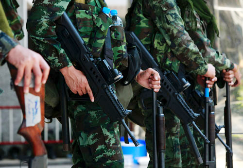 แสนยานุภาพกองทัพไทย - กัมพูชา